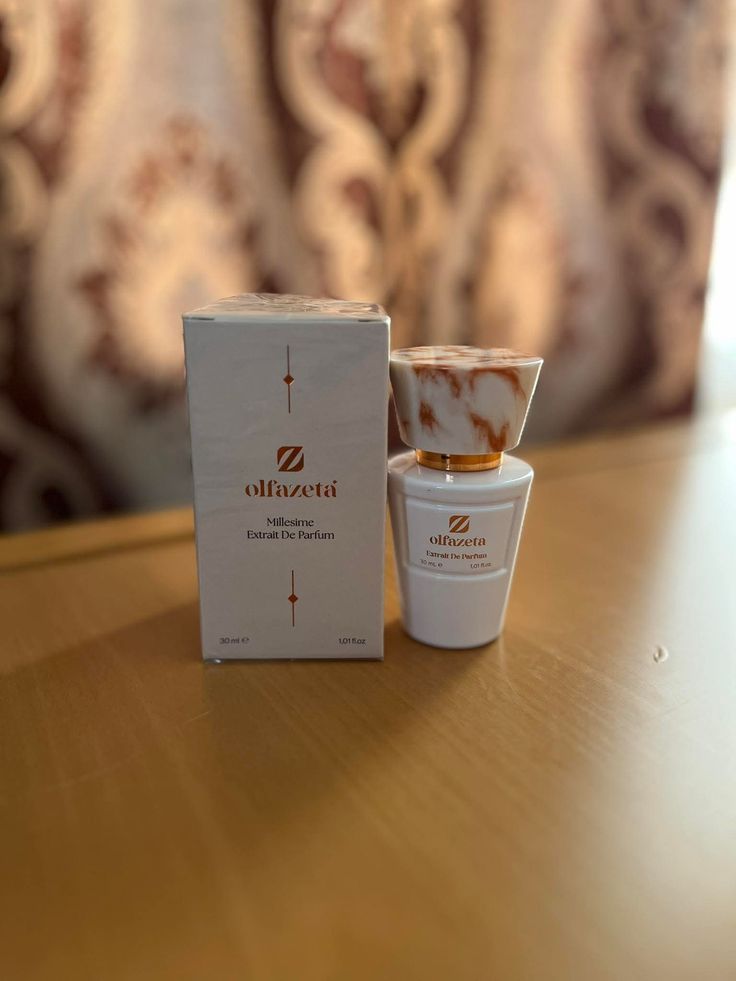 Alfazeto  Perfume N°019 – Women’s Eau de Parfum (70 ml) | Golden Pyramids